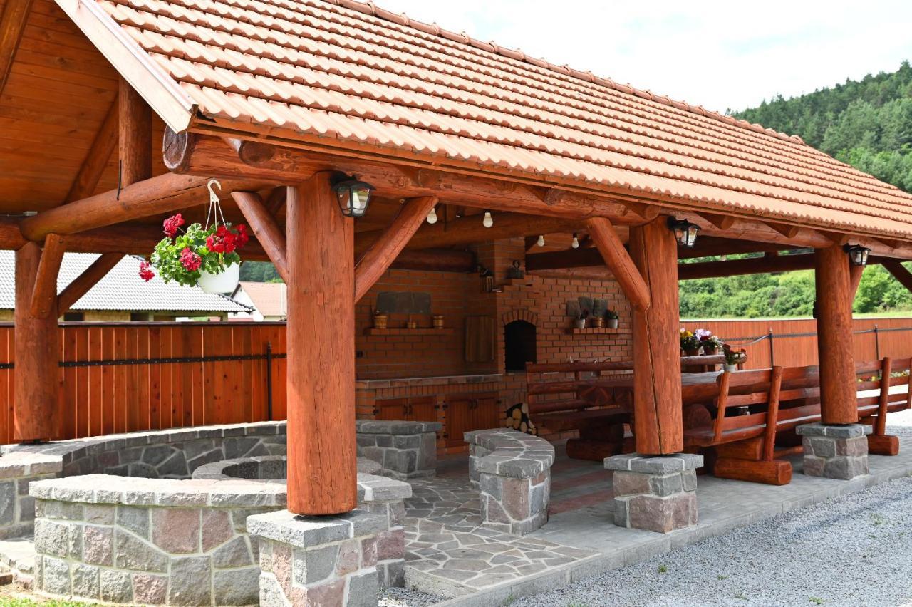 Dio Vendeghaz Otel Praid Dış mekan fotoğraf